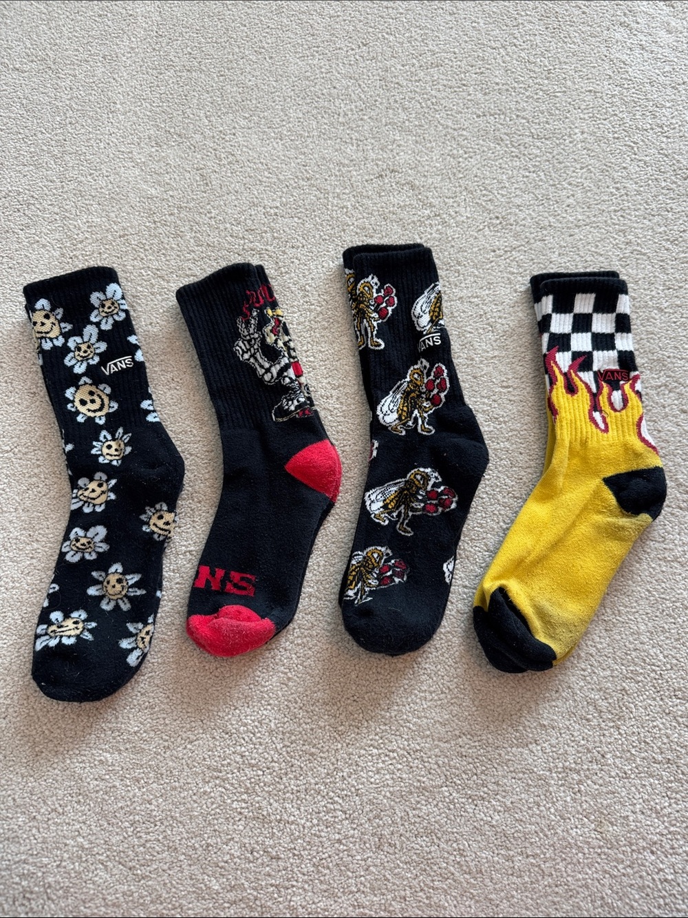 Vans Mixed Graphic Crew Socks in Black, Yellow, Red